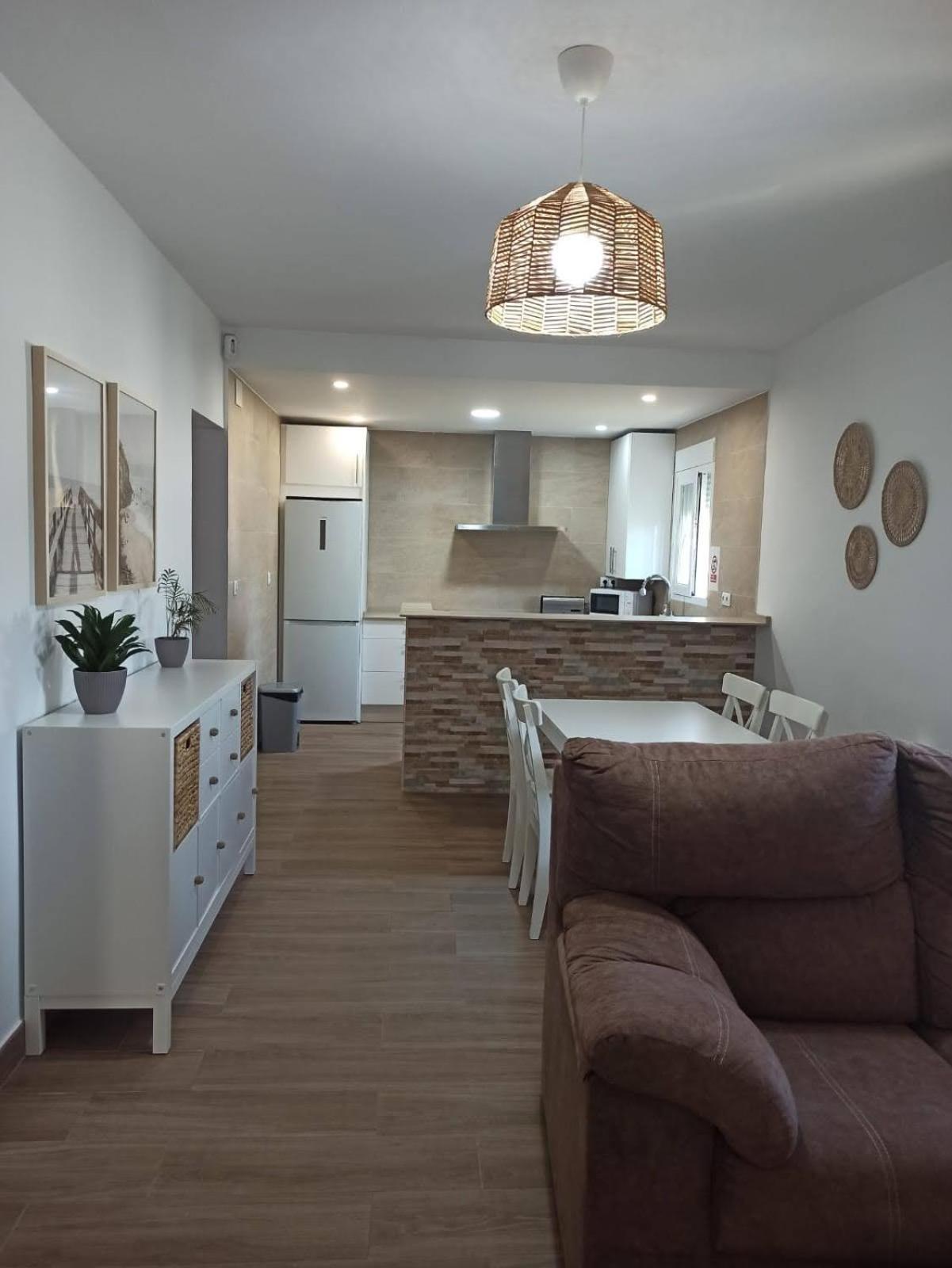 Hébergement de vacances Casa Chiclana Con Piscina Privada *